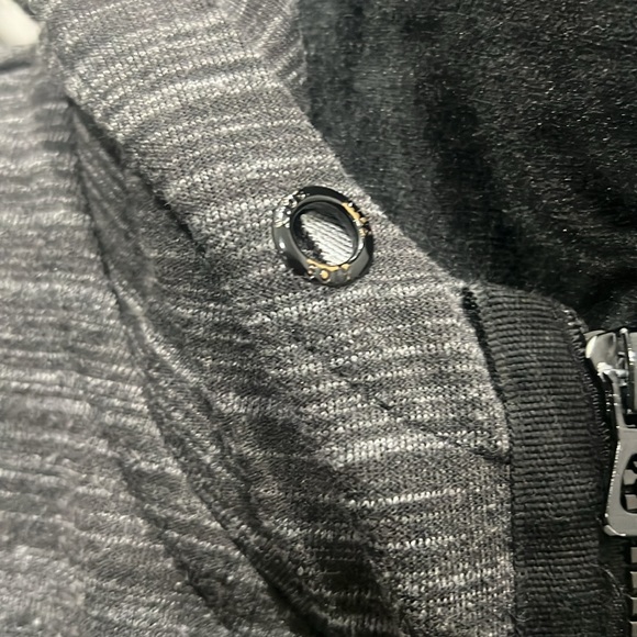 Used jacket - Picture 2 of 4